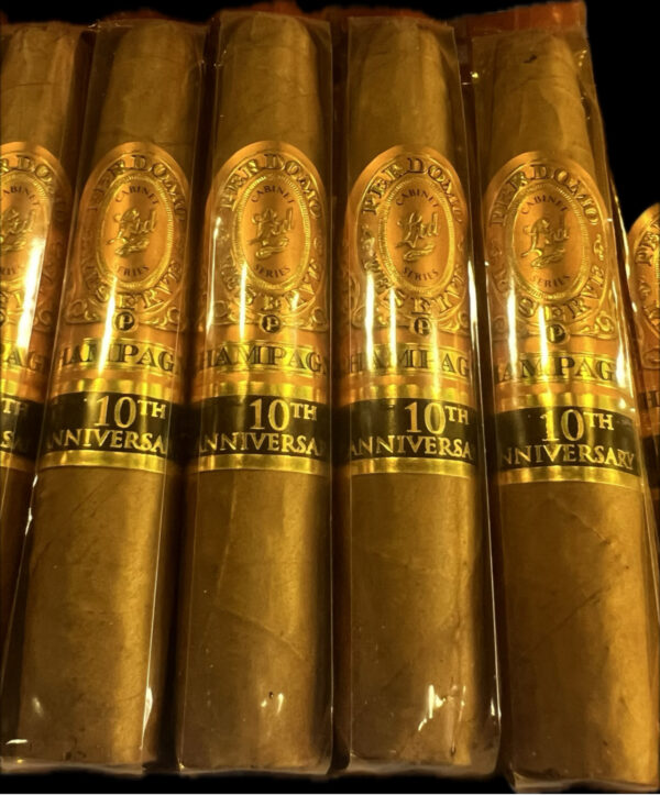 Perdomo Champagne 10th Anniversary Single