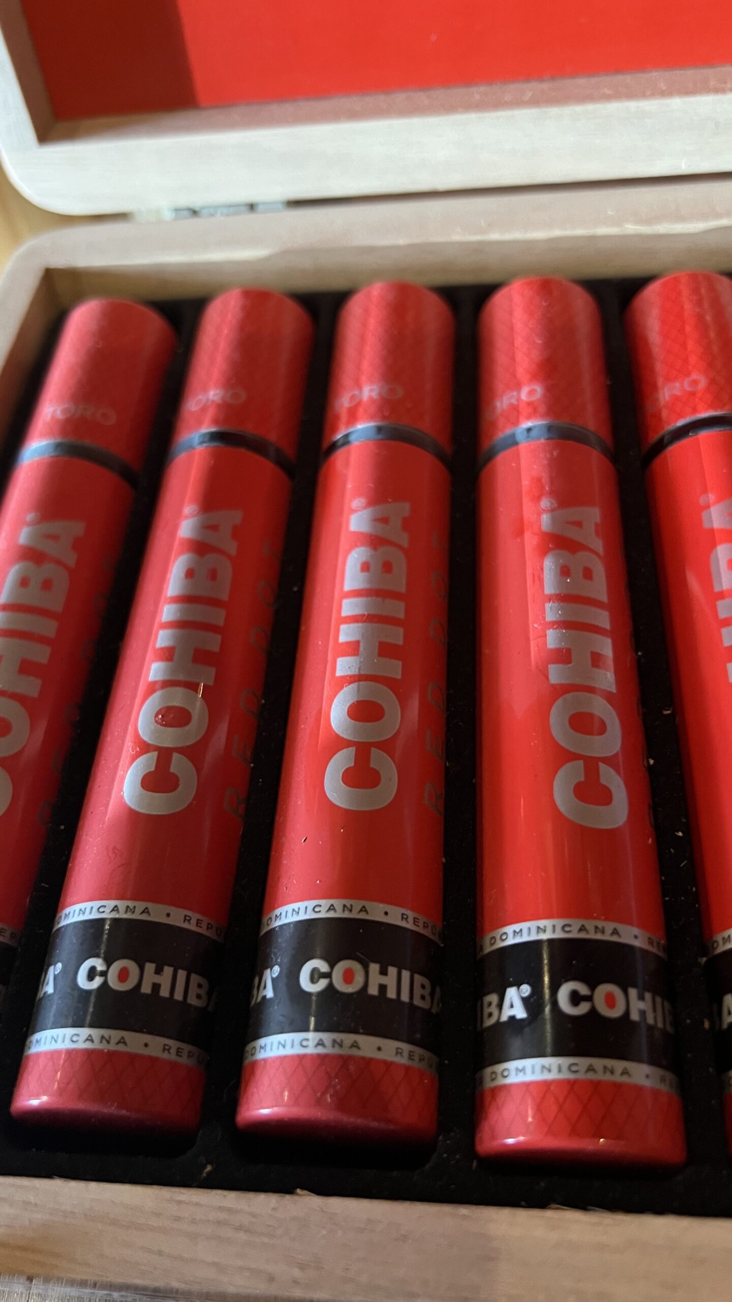 Cohiba Red Dot Tube Singles